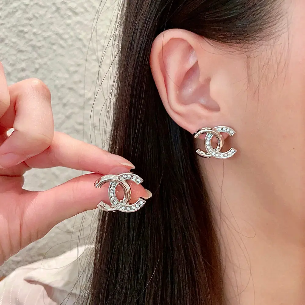 Second-hand Chanel earrings