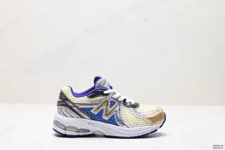 New Balance children’s shoes use hard cowhide leather spliced ​​with breathable mesh fabric
