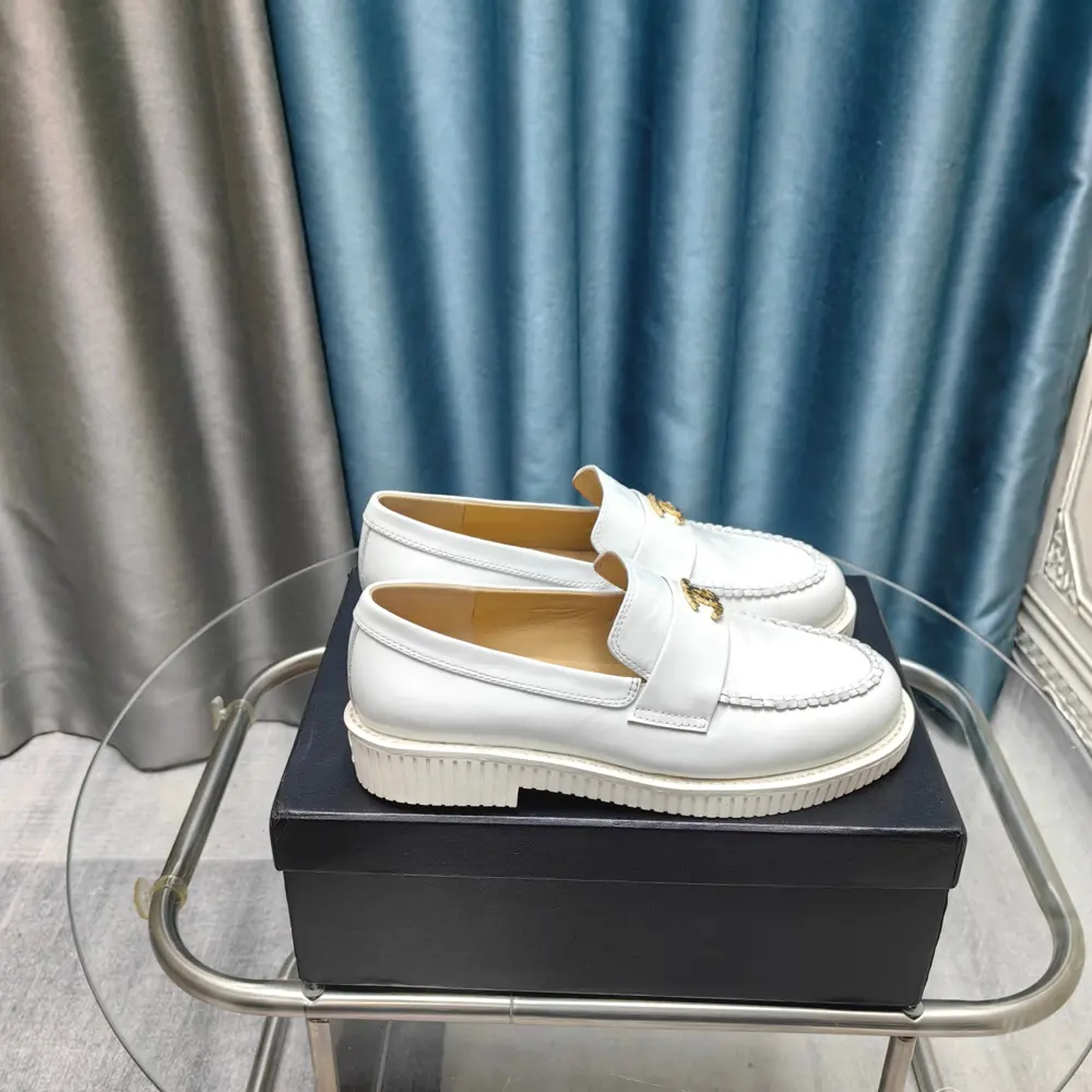Chanel classic color matching double C loafers