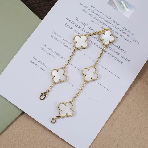 Van Cleef & Arpels Flower Bracelet