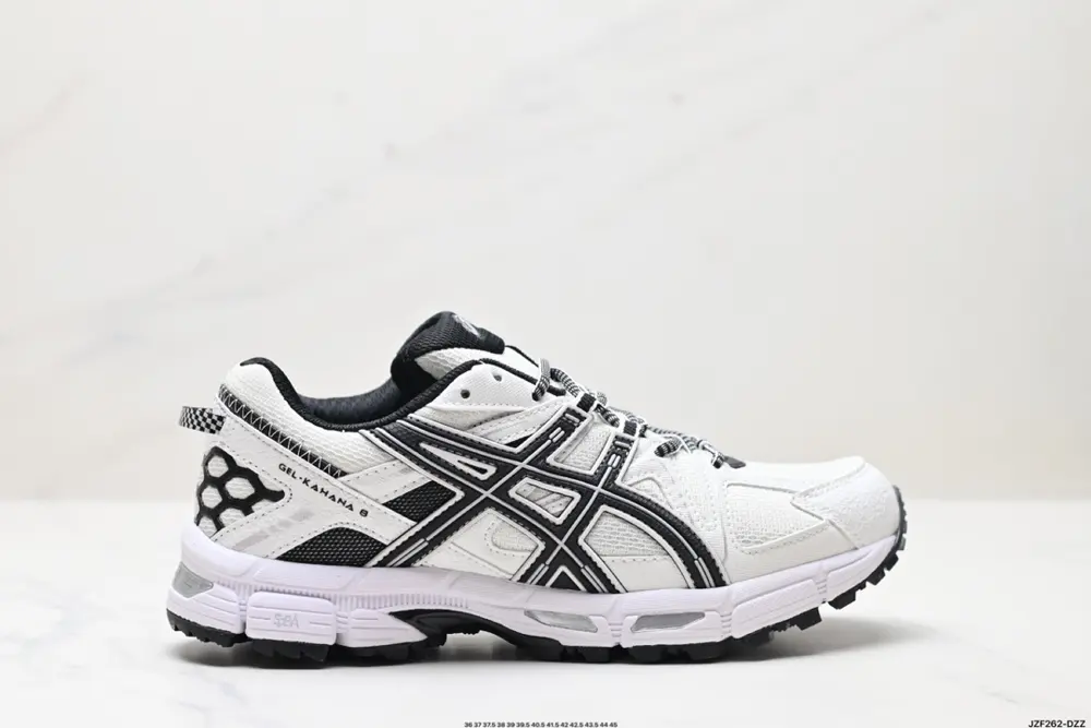 Asics Gel-Kahana 8 Asics classic outdoor running shoes. Functional and outdoor styles are 1013A137-400