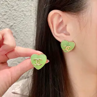Second-hand Chanel earrings