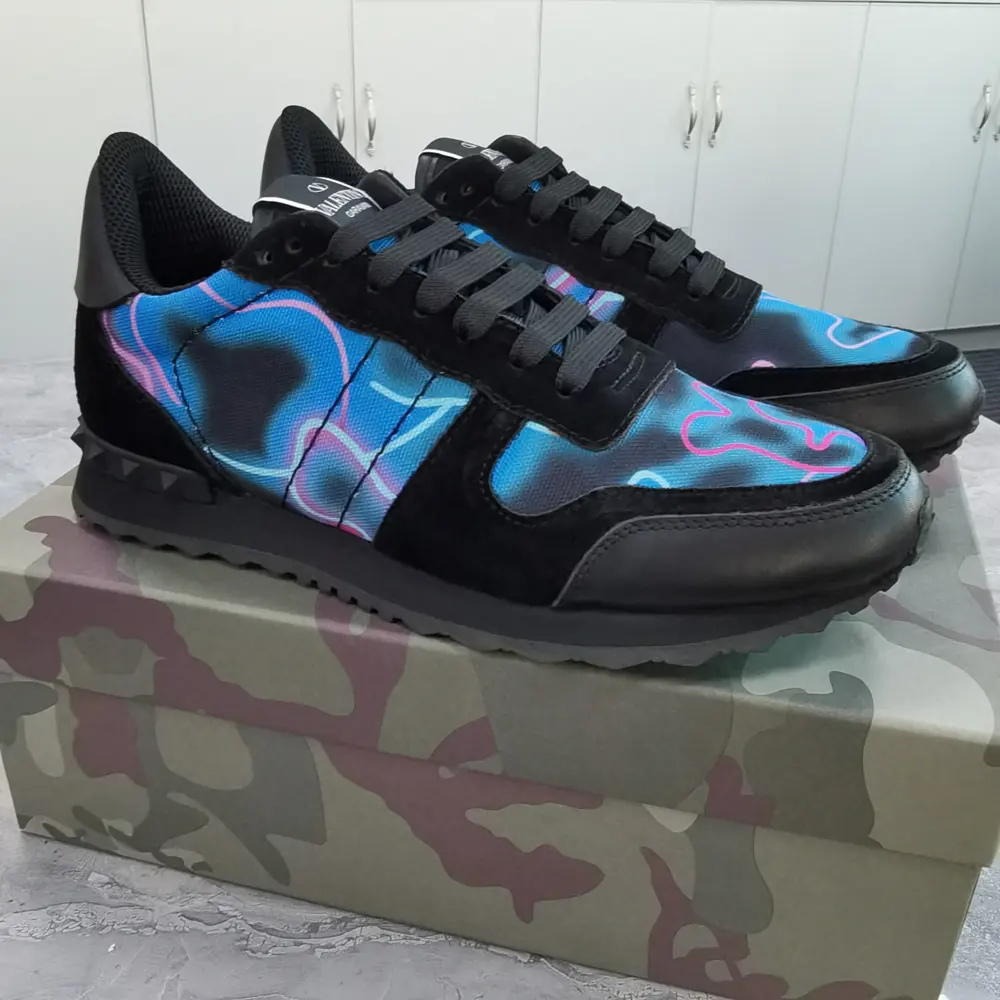 Valentino casual sports shoes