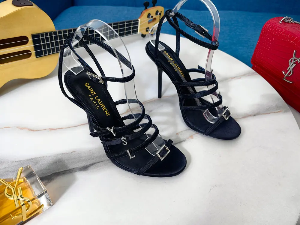 Yves Saint Laurent Heels