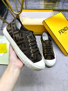 Fendi’s latest couple canvas shoes