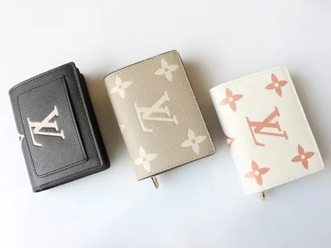 Louis Vuitton Wallet M81927
