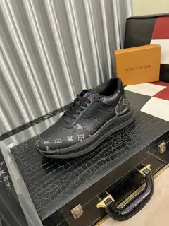 Louis Vuitton latest fashion casual shoes