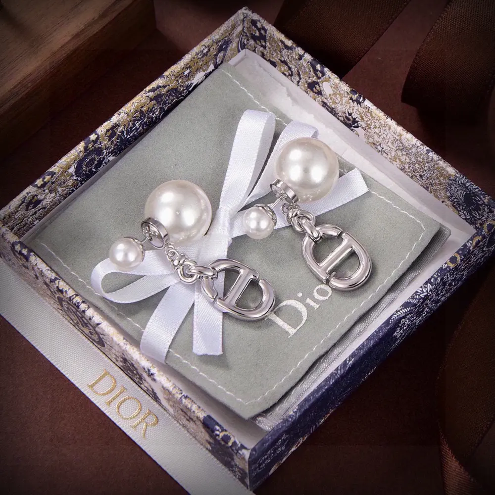 Dior CD earrings New models