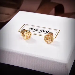 miumiu letter earrings
