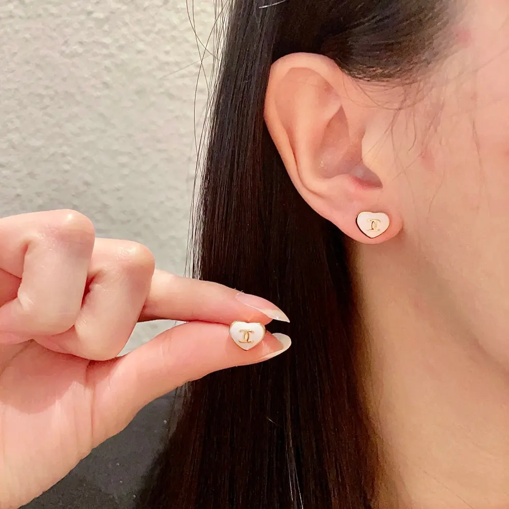 Chanel second-hand earrings