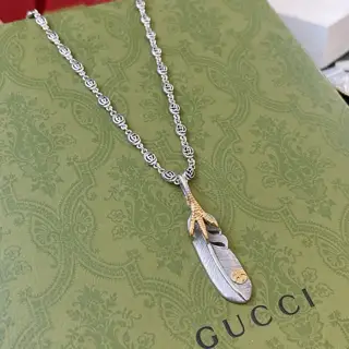 Gucci necklace with Takahashi feathers GucciGucci necklace 2024 latest chain with higher