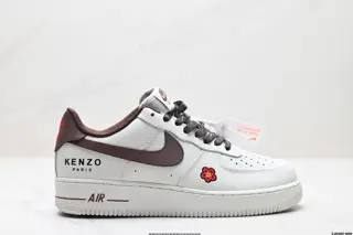 NIKE AIR FORCE 1’07 Sneakers