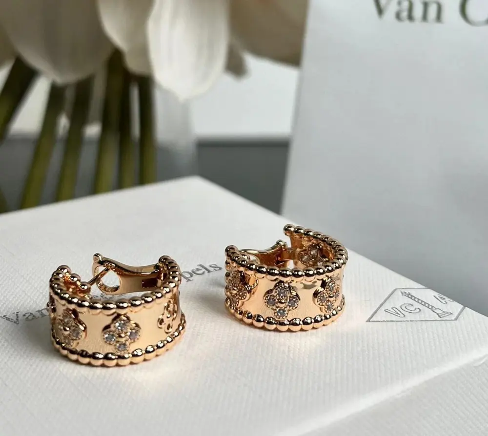 Van Cleef & Arpels Four-leaf Clover Earrings