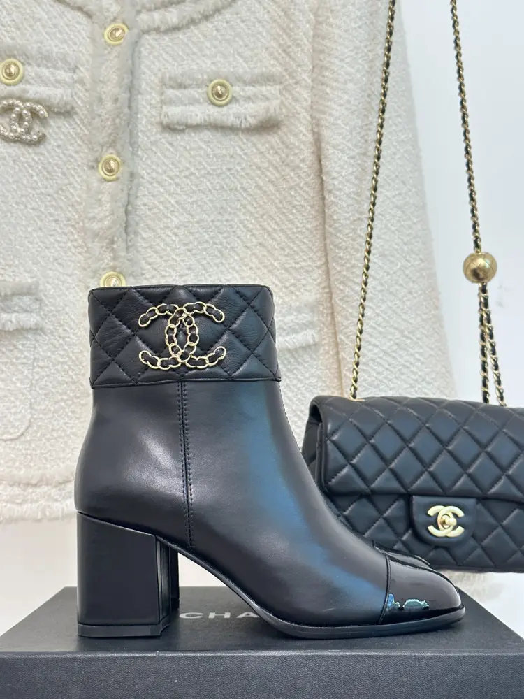 Chanel Paris catwalk diamond block heel boots series