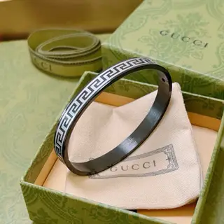 Gucci bracelets are handmade