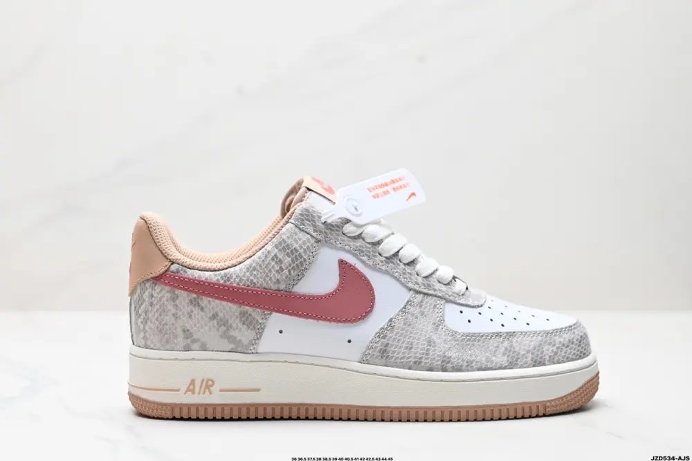 Nike AIR FORCE 1’07 low-top versatile casual sports sneakers. Soft and elastic cushioning HF2898-100