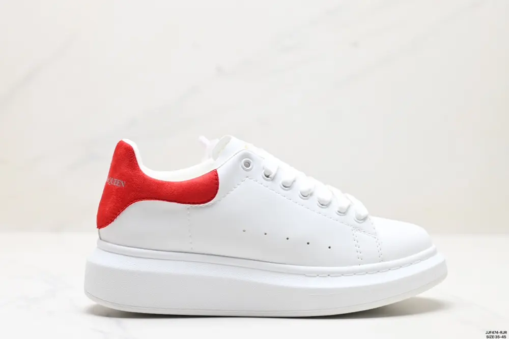 Italian luxury brand Alexander McQueen Sole Leather Sneakers low-top fashion thick-soled 462214