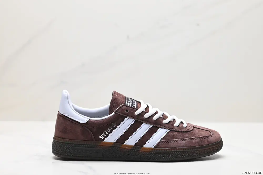Adidas Using solid color pig leather combined with cow split leather upper IF8914