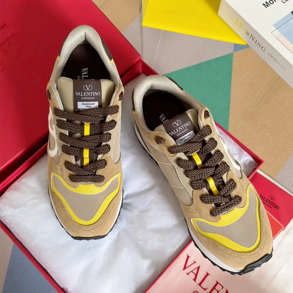 Valentino 1960 Commemorative VLogo Pace Series Retro Casual Sports Shoes