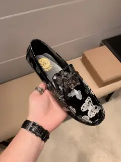 Versace The upper