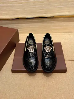 Versace Upper imported cowhide patent leather + sweat-absorbent and breathable