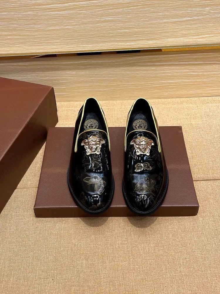 Versace Upper imported cowhide patent leather + sweat-absorbent and breathable