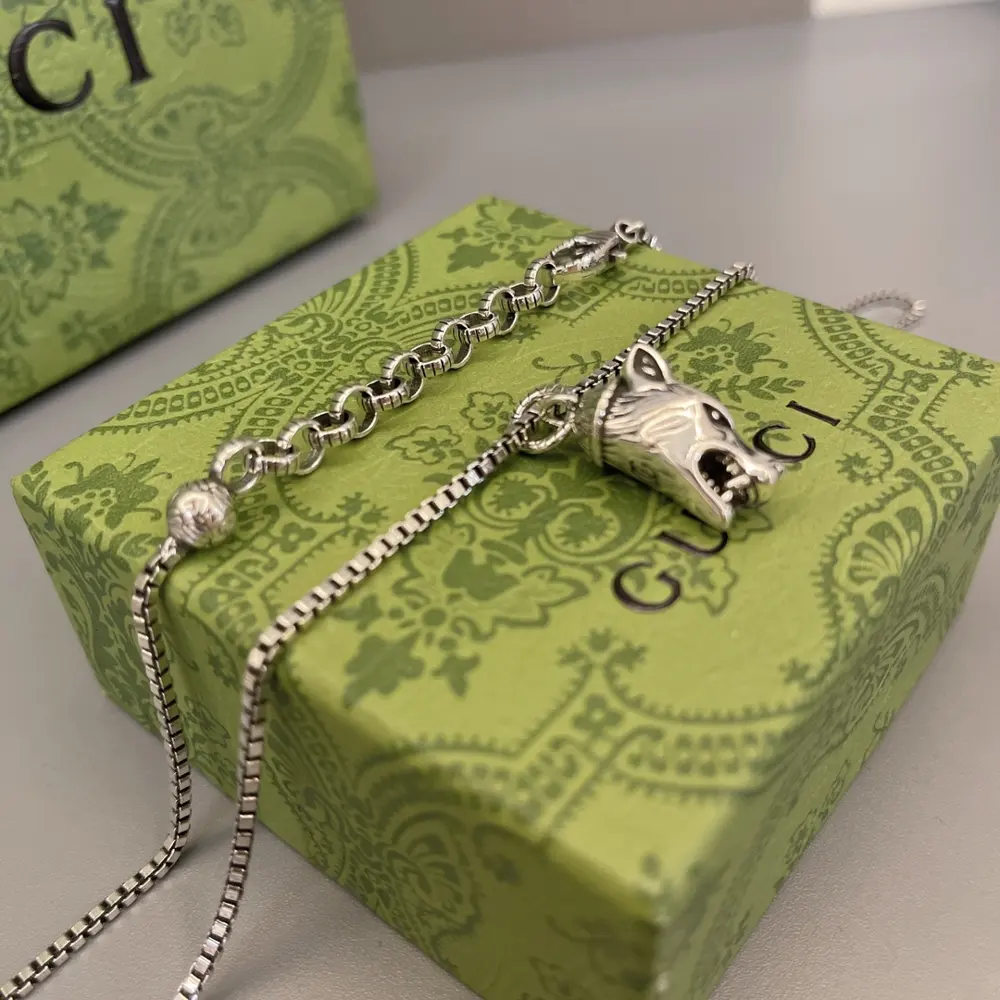 Gucci necklace