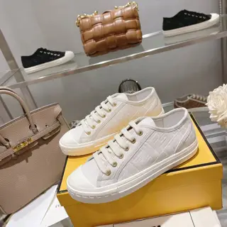 Fendi’s latest couple canvas shoes