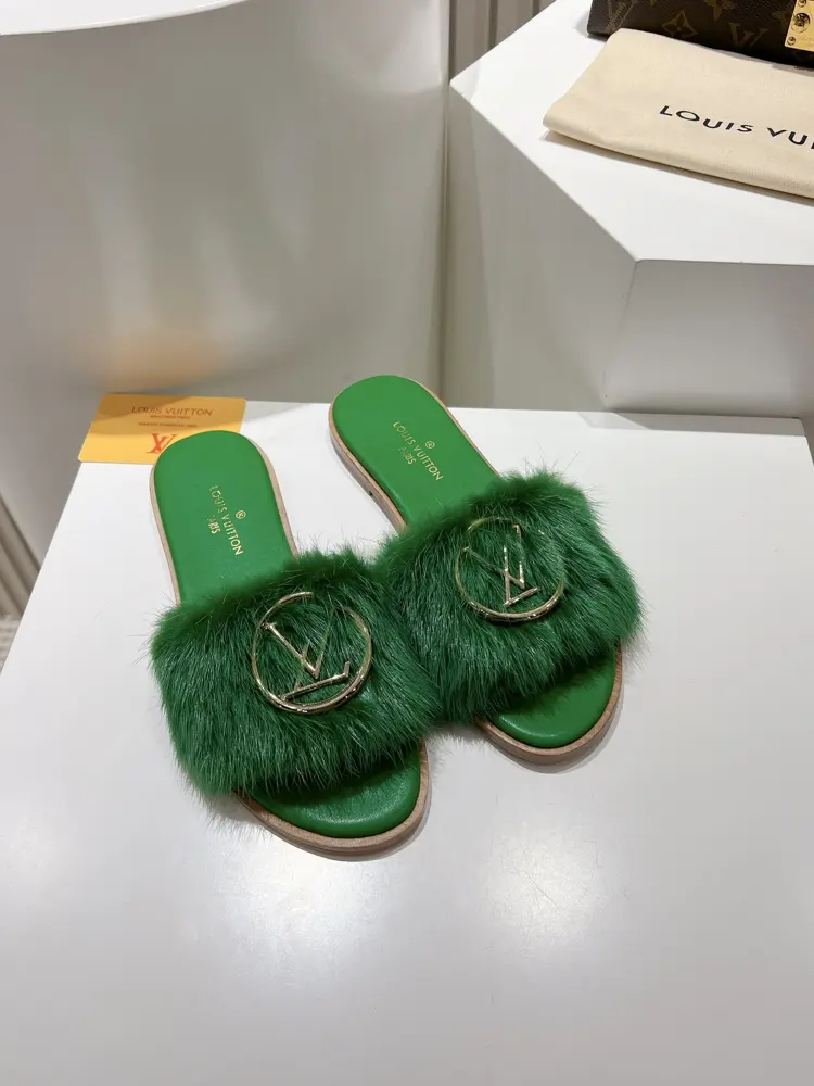 Louis Vuitton full leather flat open toe sandals