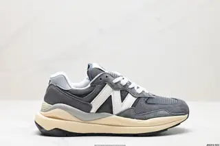 New Balance NB5740 series uses a variety of carefully selected high-quality materials to M5740CBC