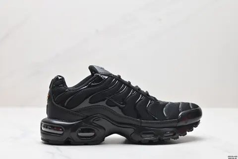 Nike Air Max Plus is the representative of Nike’s alternative shoes. TN It was born in 1996 718071