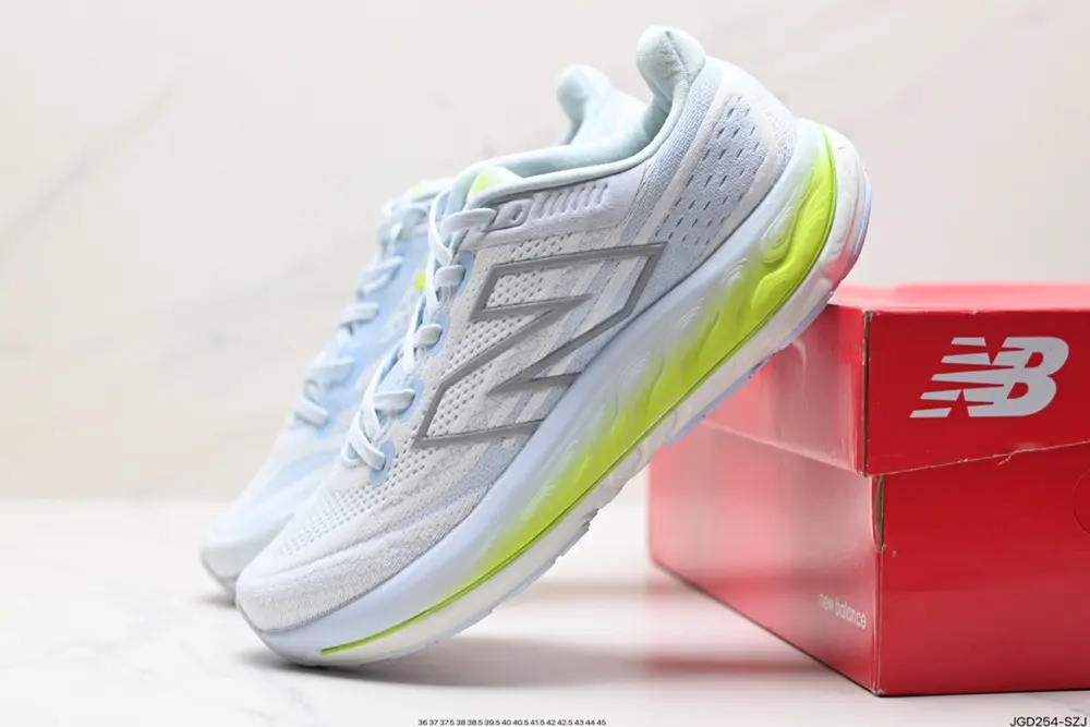 New Balance New Balance Fresh Foam x Vongo v6 simple fabric mesh anti-slip wear-resistant MVNGOCB6