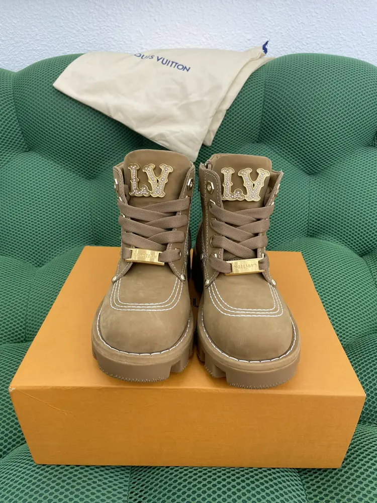 Louis Vuitton thick-soled short boots Martin boots ankle-length couple boots