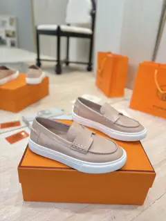 Hermès Kelly buckle casual loafers are now available