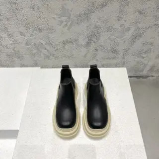 BOTTEGA VENETA Couple’s Short-barrel Wave-bottom Series Martin Boots