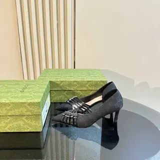 Gucci 24S show pointy high-heeled sandals