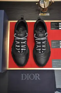 Dior casual men’s high-end brand latest masterpiece: original Italian imported special