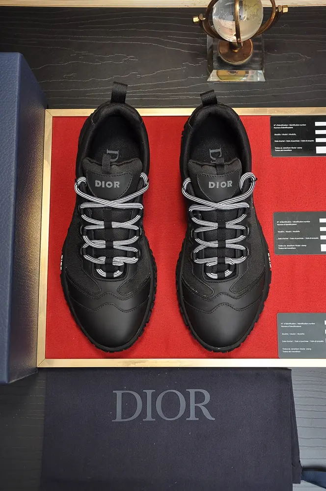 Dior casual men’s high-end brand latest masterpiece: original Italian imported special