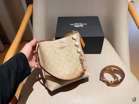 COACH Bucket Bag