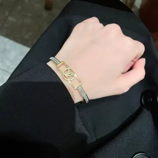 Louis Vuitton Unisex bracelet