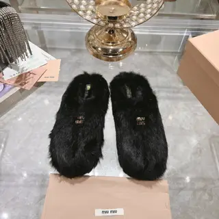 Miu Miu Miu wool half-slipper mules with closed toe fur slippers