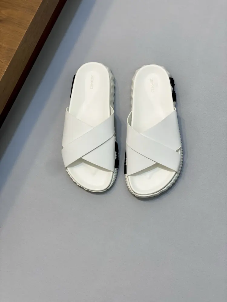 Hermès slippers