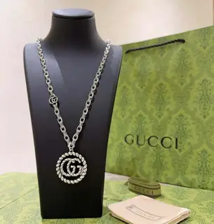 The latest Gucci necklace
