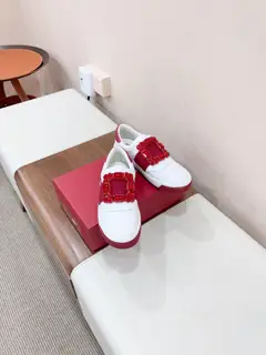 Roger Vivier RV square buckle white shoes