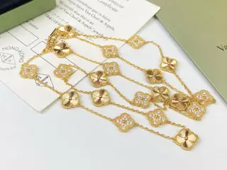 Van Cleef & Arpels Twenty-leaf Clover Necklace