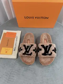 Louis Vuitton new wool slippers