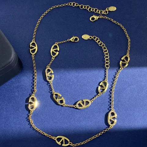 Valentino Necklace Bracelet