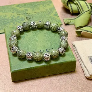 Gucci bracelets for men and women. The latest natural stone Yao Wang stone bracelet is of