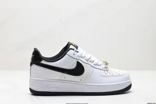 NIKE AIR FORCE 1’07 Sneakers DR0148-102