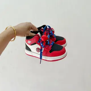 Air Jordan 1 co-branded Chinese children’s basketball shoes